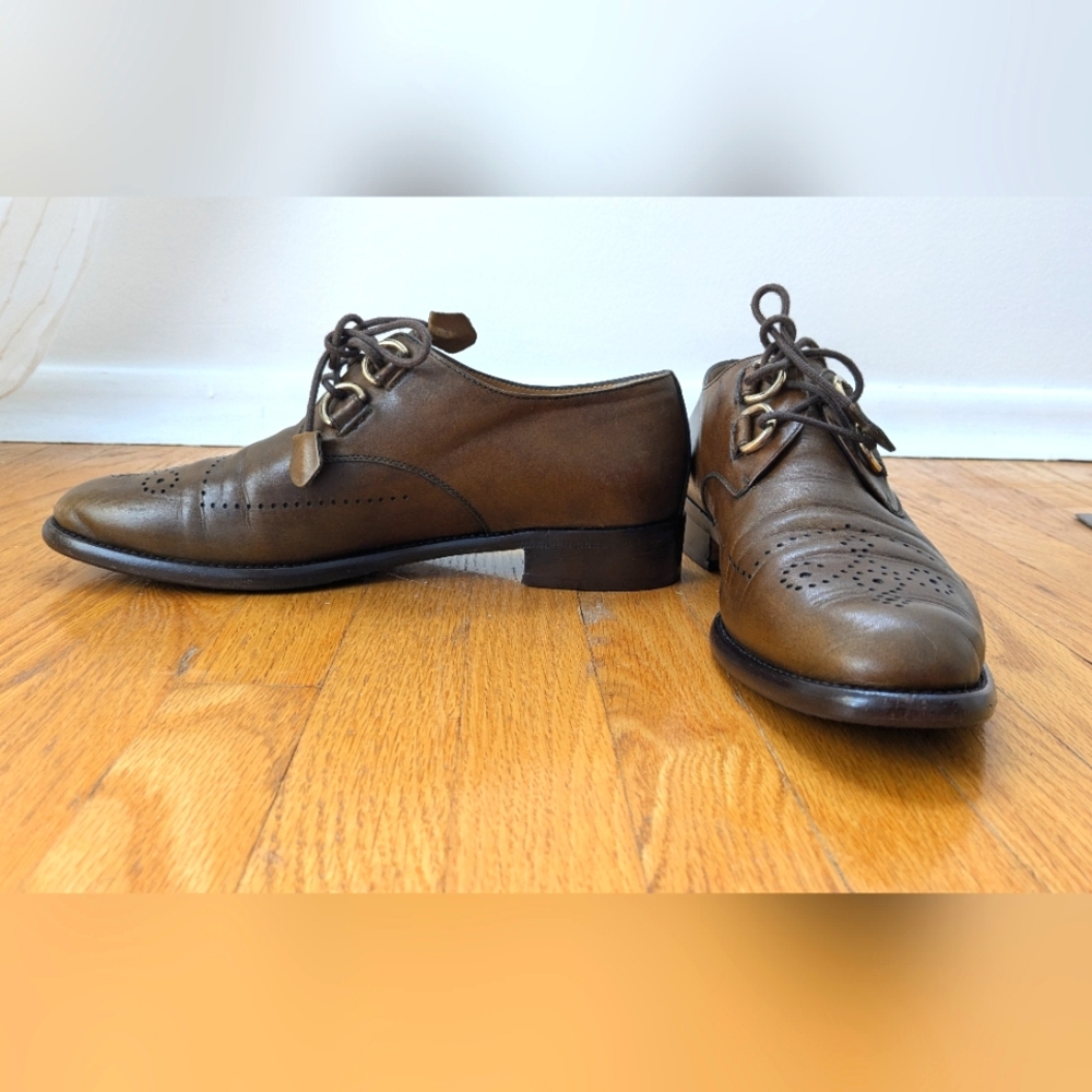 Ron white oxfords